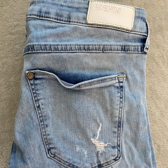 H&M Super Skinny Ripped Low Waist Jeans Size 27 - Picture 5 of 6